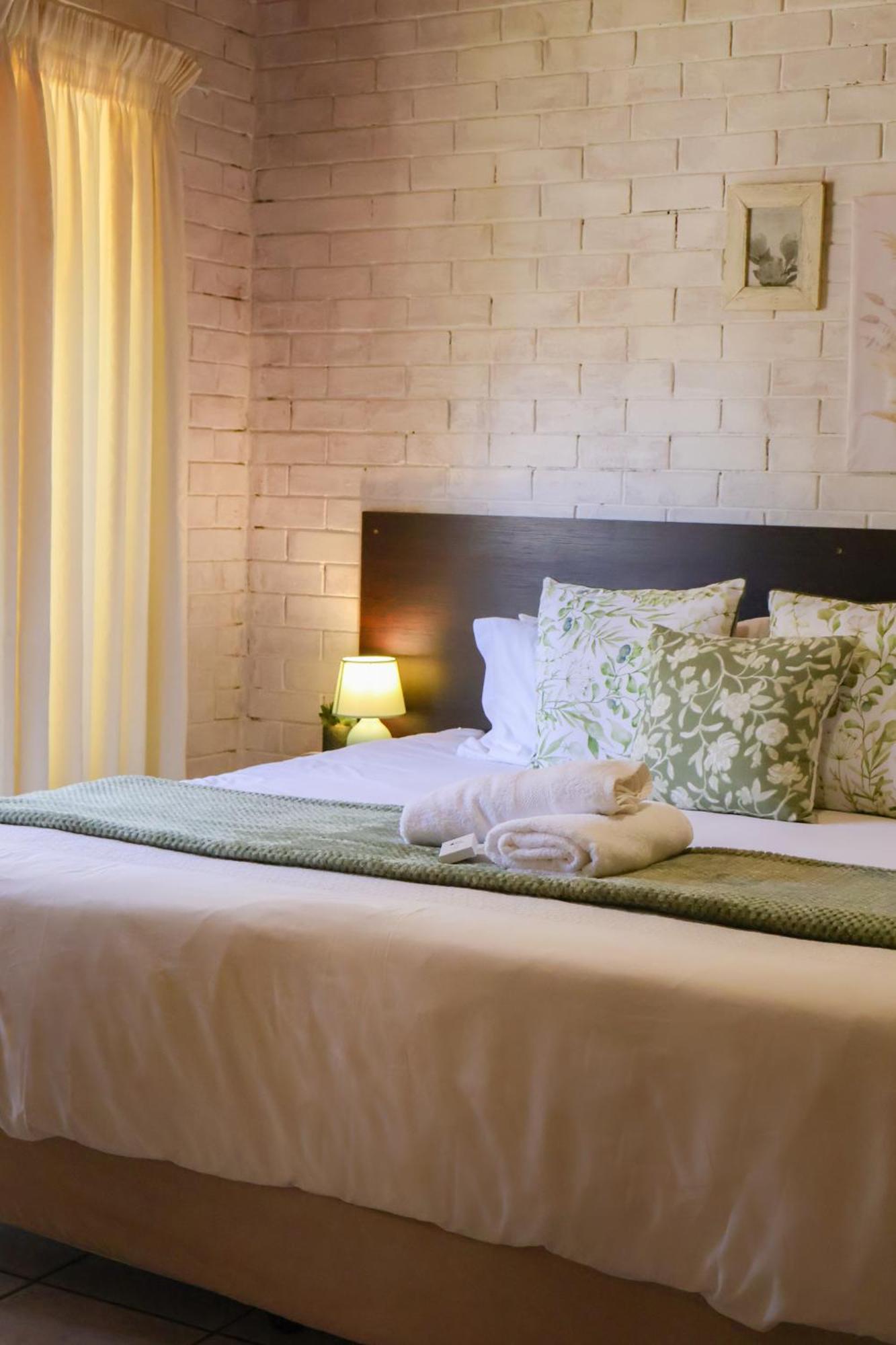 Rooiberg View Clarens Bed & Breakfast Bagian luar foto